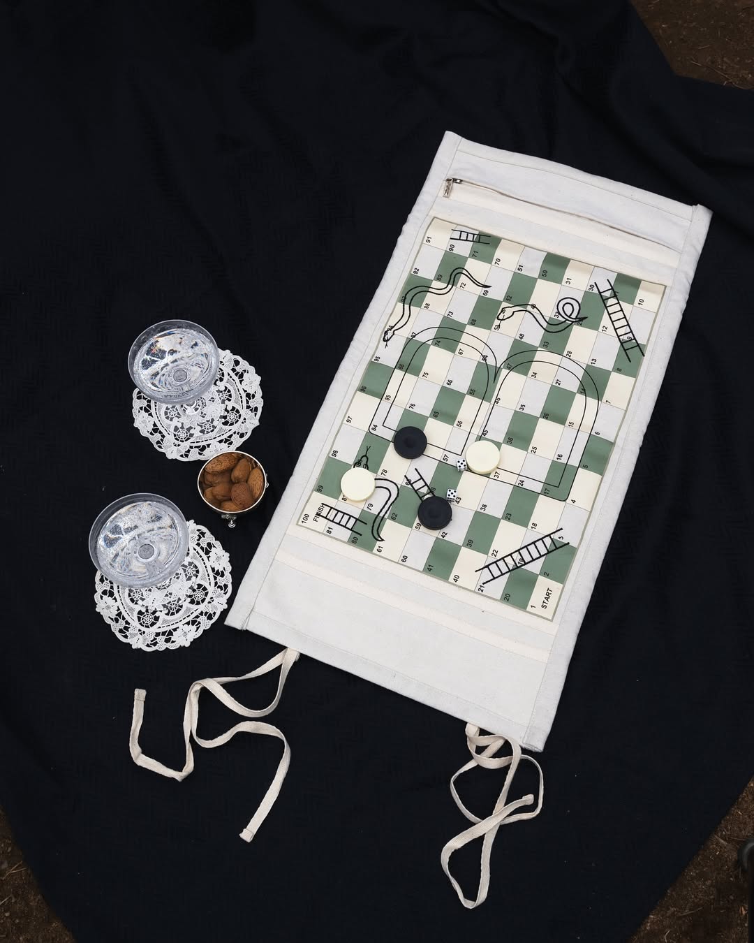The "Selem w Tebaan" Mat Game